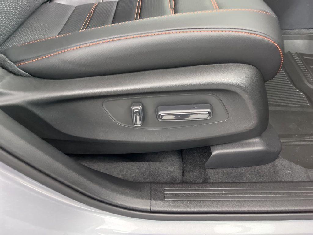 new 2026 Honda CR-V Hybrid car, priced at $40,120