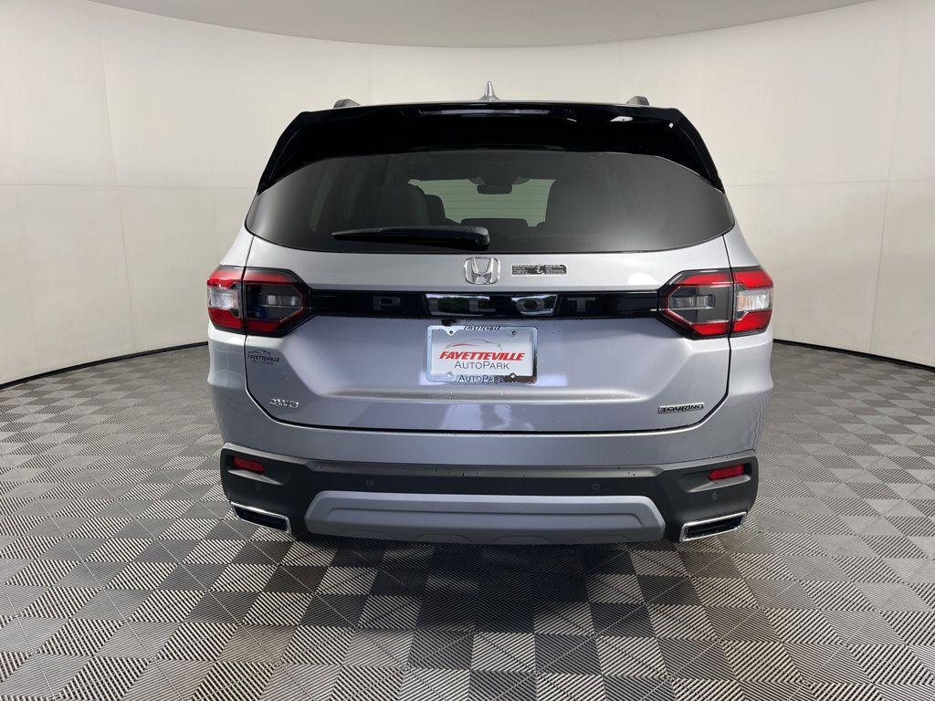 new 2025 Honda Pilot car, priced at $51,095