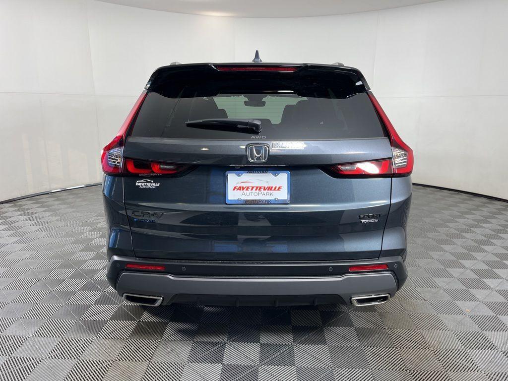 new 2026 Honda CR-V Hybrid car, priced at $43,700