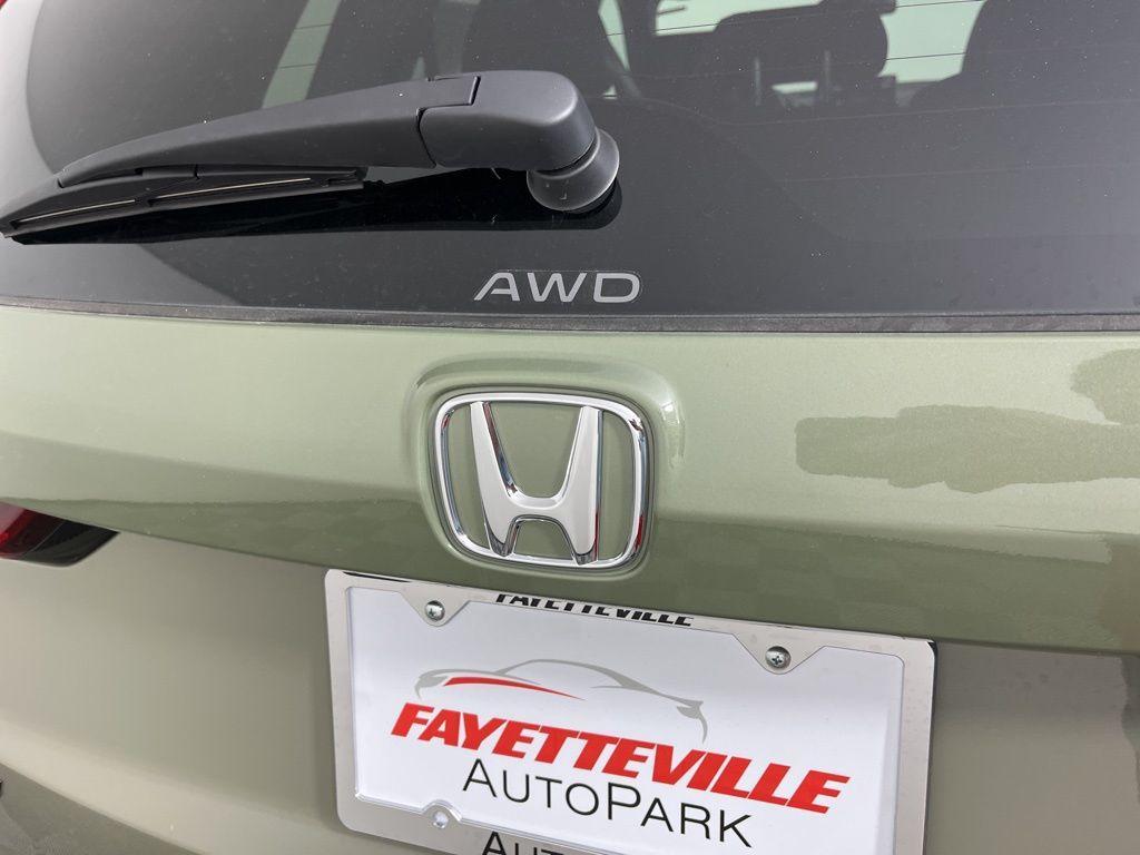 new 2026 Honda CR-V Hybrid car, priced at $40,650