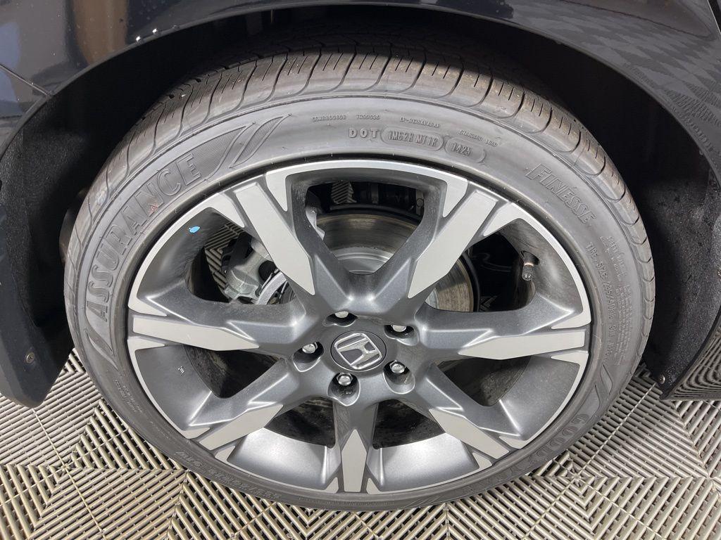 new 2026 Honda Civic Hybrid car, priced at $33,713