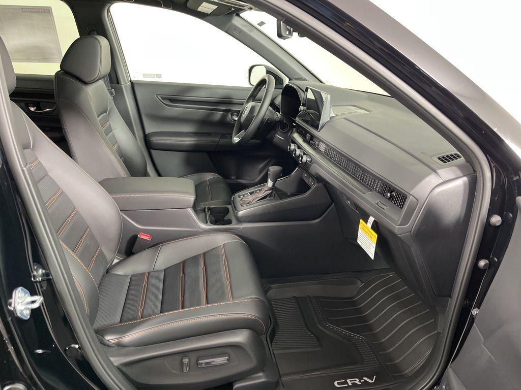 new 2026 Honda CR-V Hybrid car, priced at $41,675