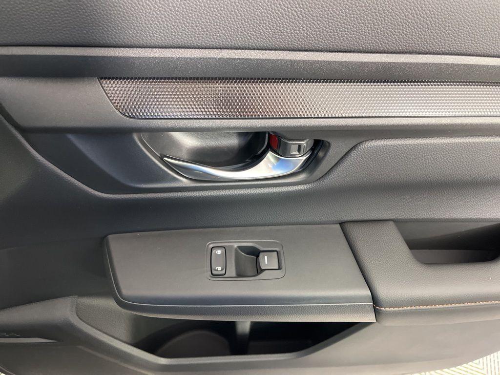 new 2026 Honda CR-V Hybrid car, priced at $41,675