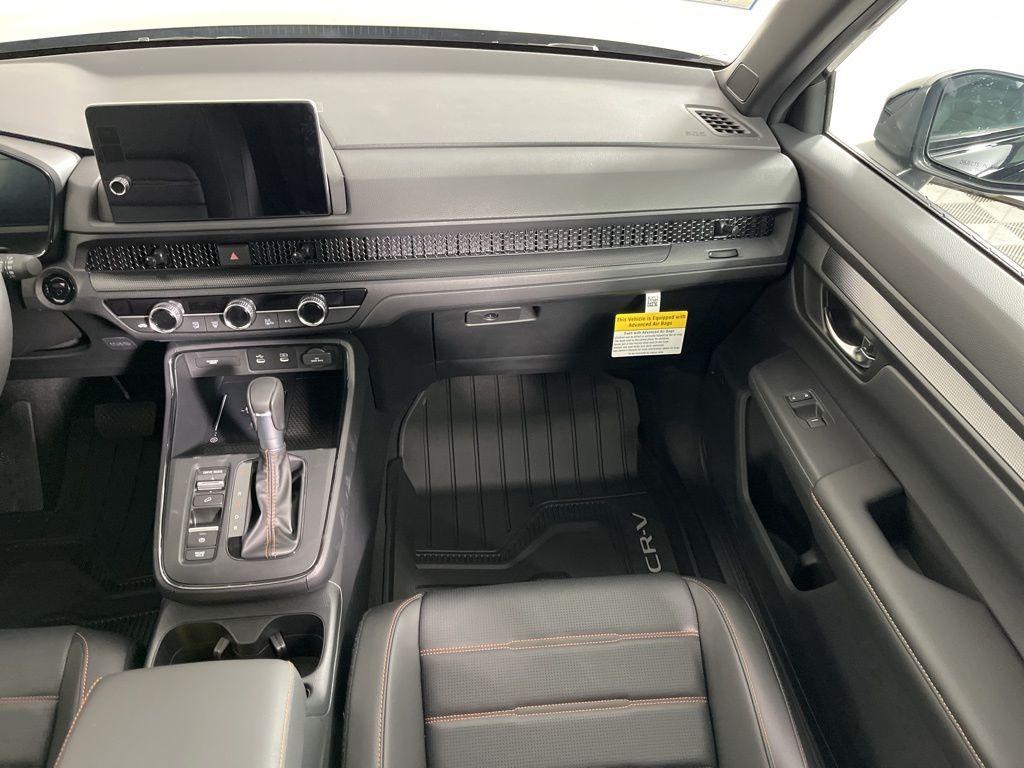 new 2026 Honda CR-V Hybrid car, priced at $41,675
