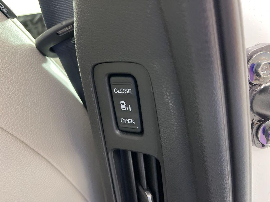 new 2026 Honda Odyssey car, priced at $45,340