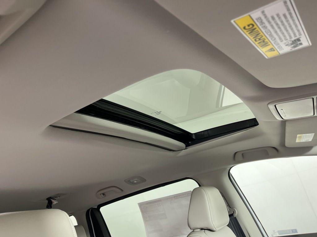 new 2026 Honda Odyssey car, priced at $45,340