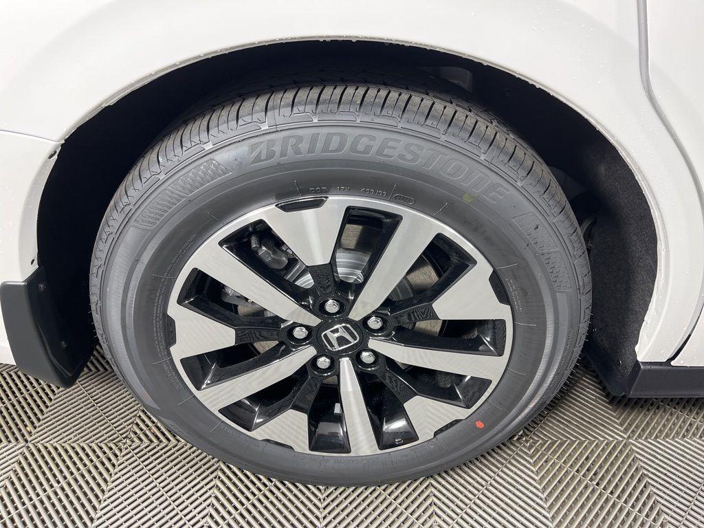 new 2026 Honda Odyssey car, priced at $45,340