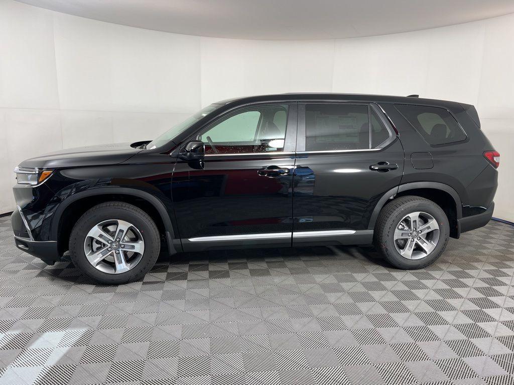 new 2025 Honda Pilot car, priced at $47,095