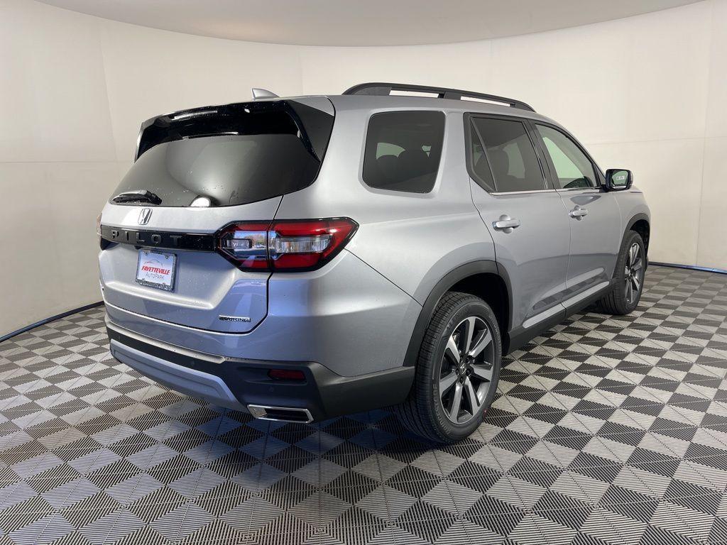 new 2025 Honda Pilot car, priced at $51,825