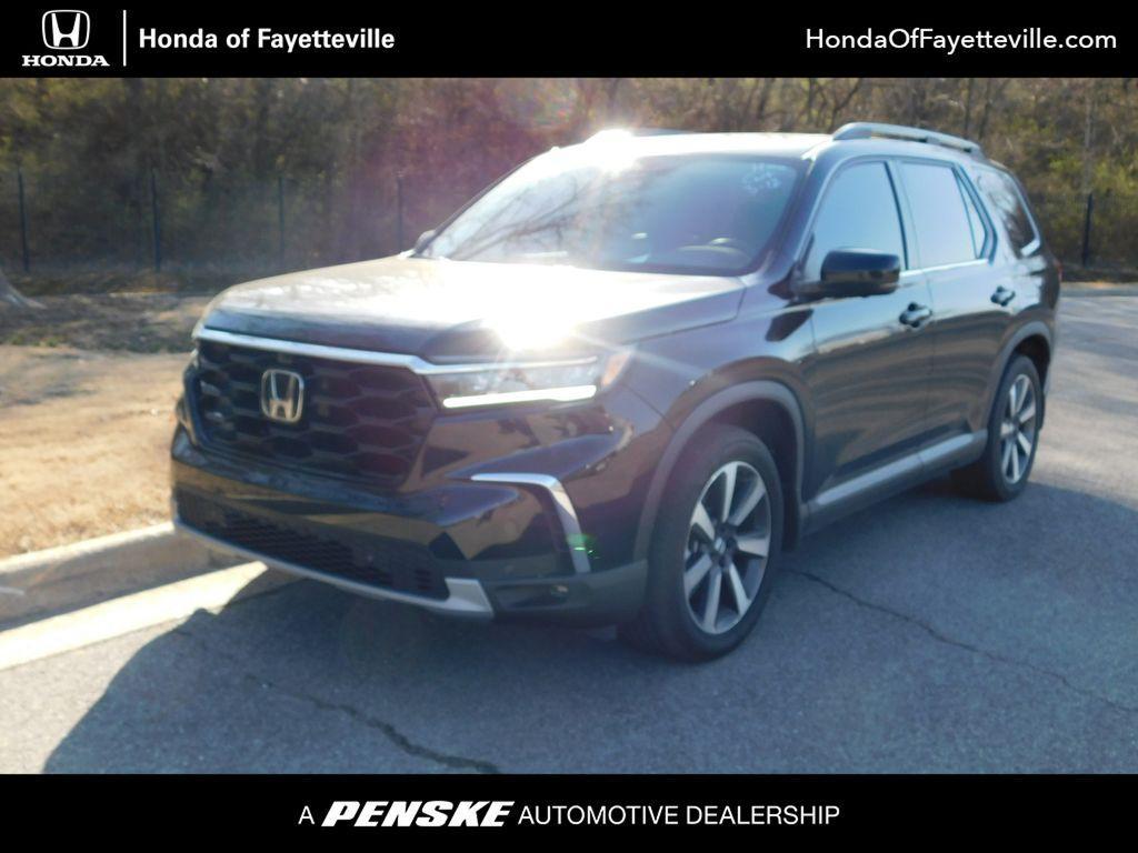 used 2023 Honda Pilot car, priced at $45,979