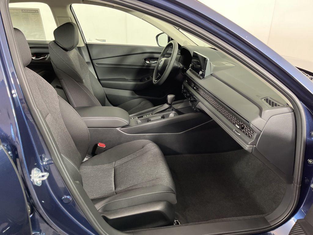 new 2025 Honda Accord car, priced at $30,674