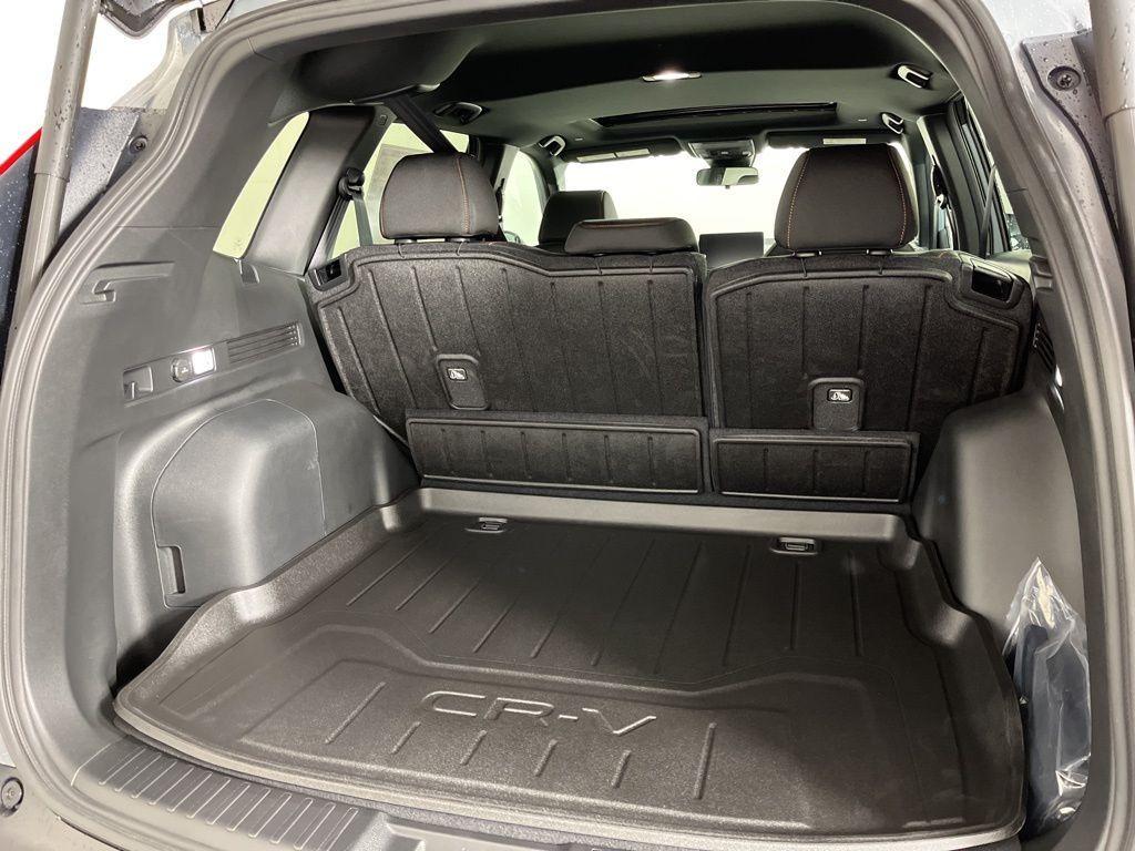 new 2026 Honda CR-V Hybrid car, priced at $40,705