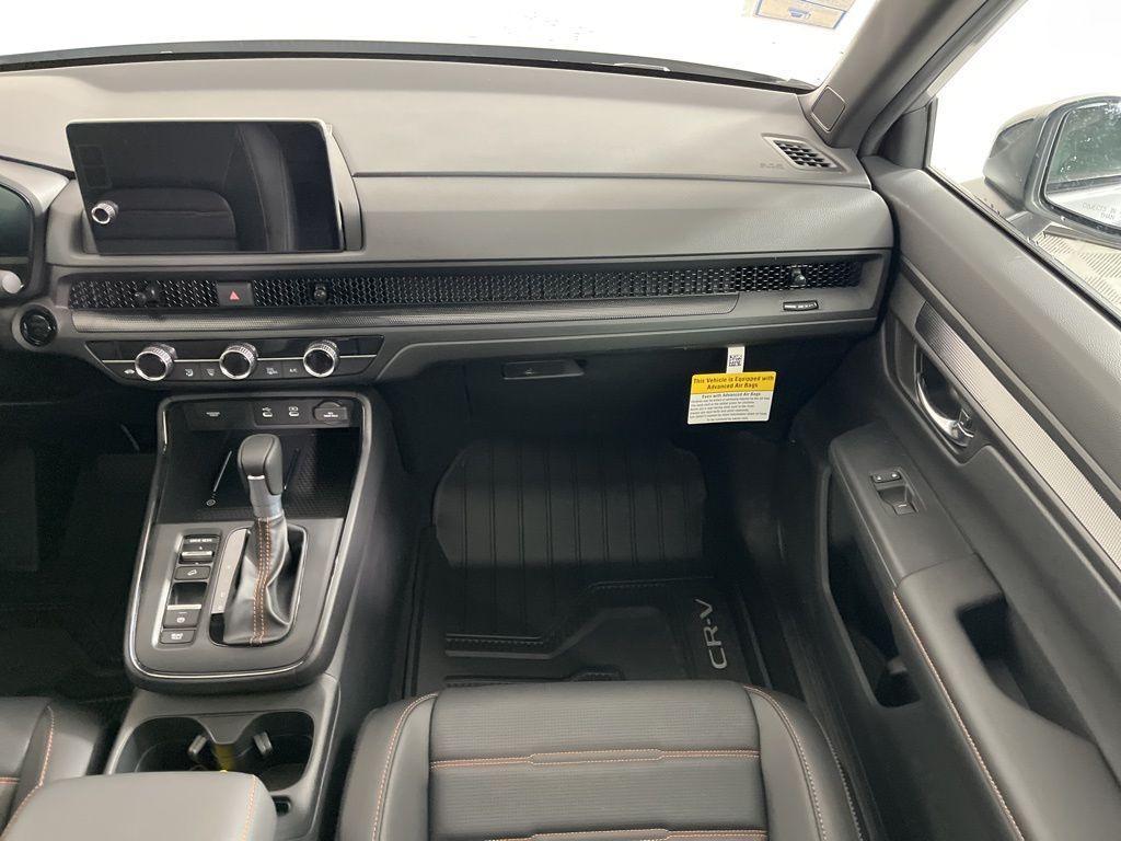 new 2026 Honda CR-V Hybrid car, priced at $40,175