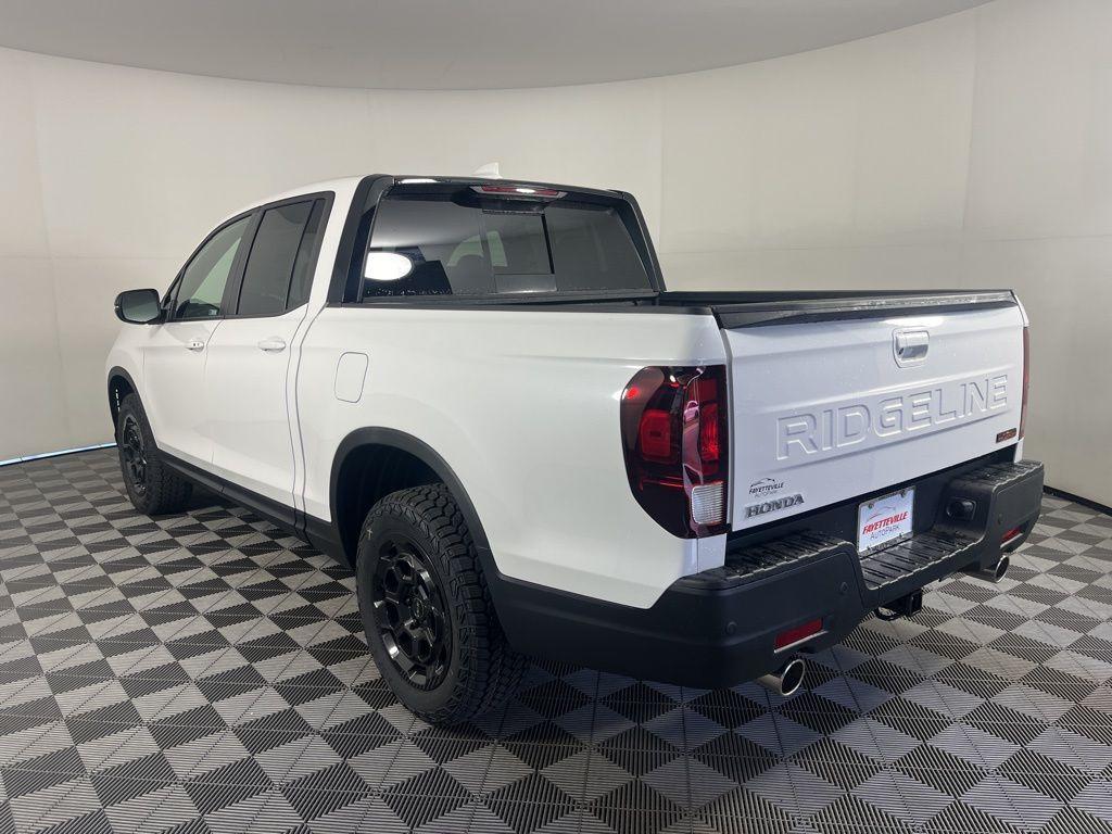 new 2025 Honda Ridgeline car, priced at $49,185