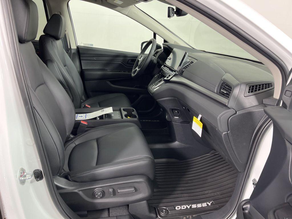 new 2026 Honda Odyssey car, priced at $44,745