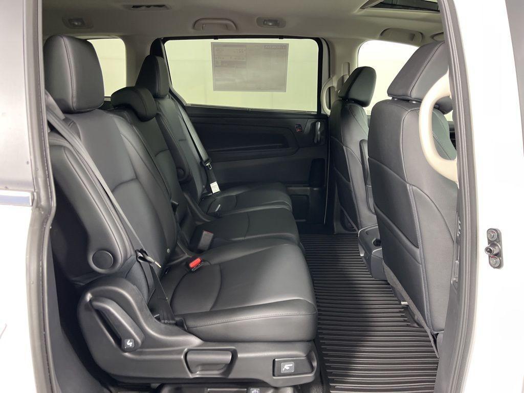 new 2026 Honda Odyssey car, priced at $44,745