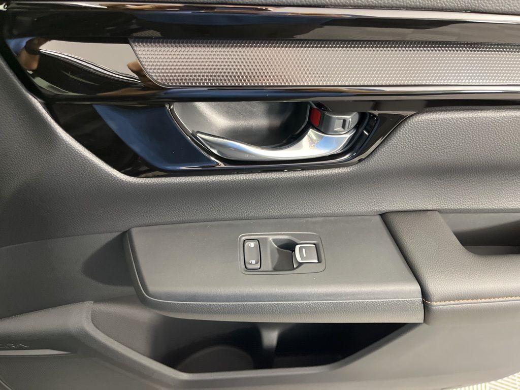 new 2026 Honda CR-V Hybrid car, priced at $43,645