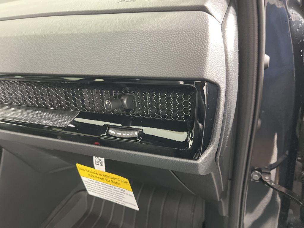 new 2026 Honda CR-V Hybrid car, priced at $43,645