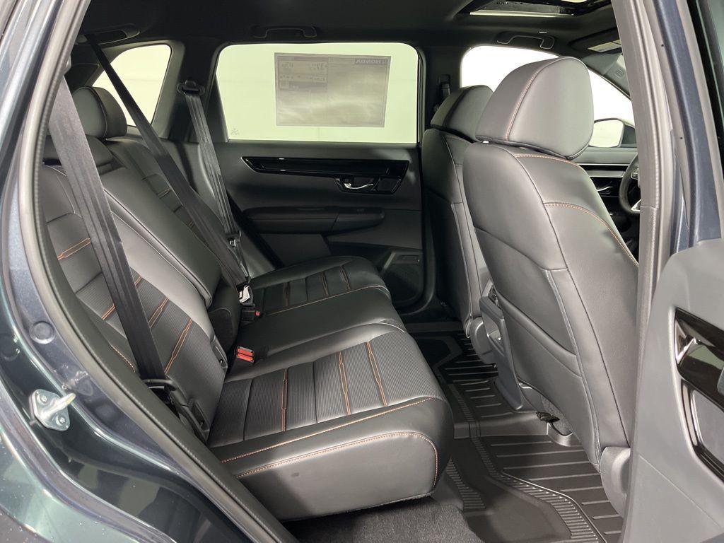 new 2026 Honda CR-V Hybrid car, priced at $43,645