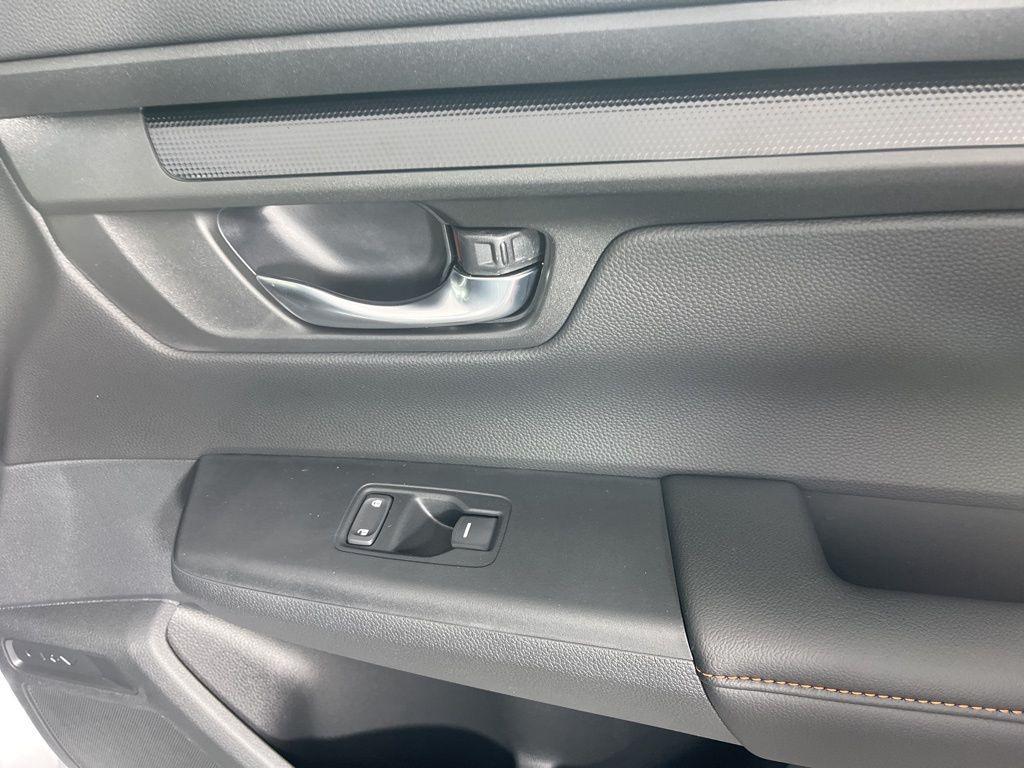 new 2026 Honda CR-V Hybrid car, priced at $38,500