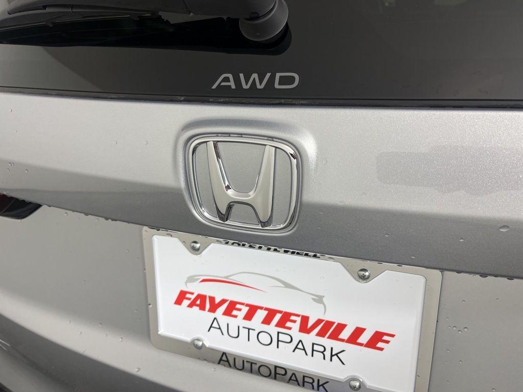 new 2025 Honda CR-V Hybrid car, priced at $37,545