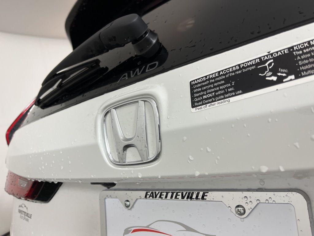 new 2026 Honda CR-V Hybrid car, priced at $44,155