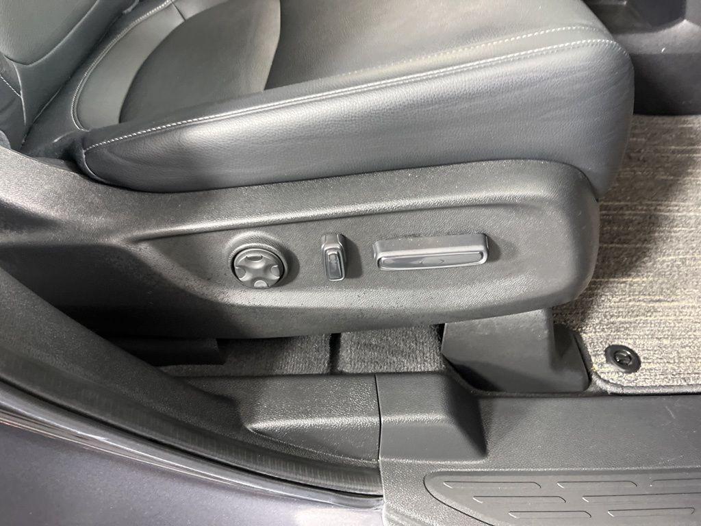 used 2024 Honda Odyssey car, priced at $36,944