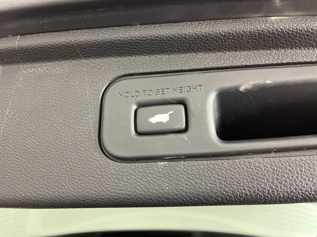 used 2024 Honda Odyssey car, priced at $36,944