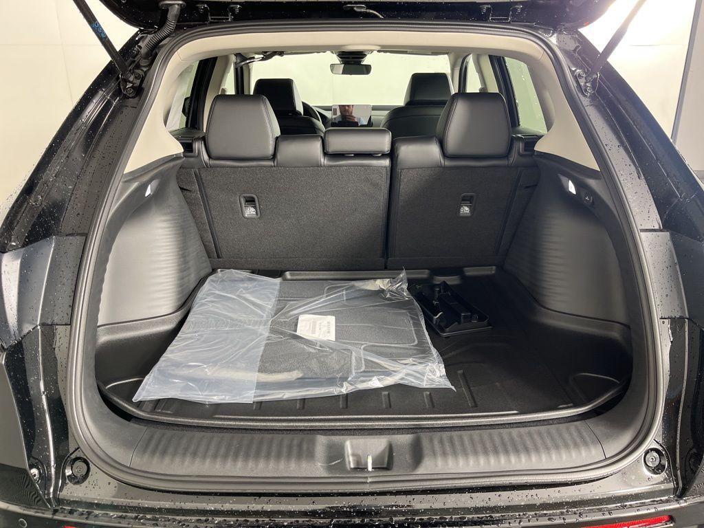 new 2026 Honda HR-V car, priced at $32,895