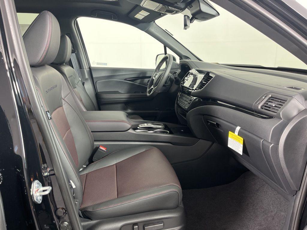 new 2025 Honda Ridgeline car, priced at $50,700