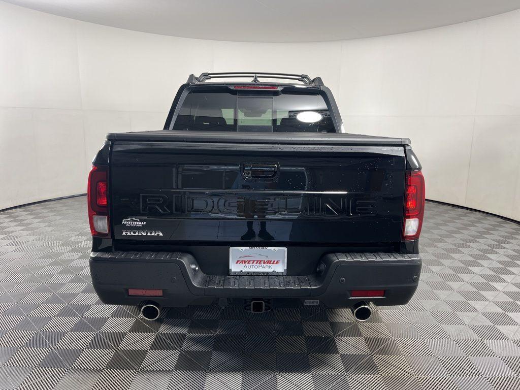 new 2025 Honda Ridgeline car, priced at $50,700