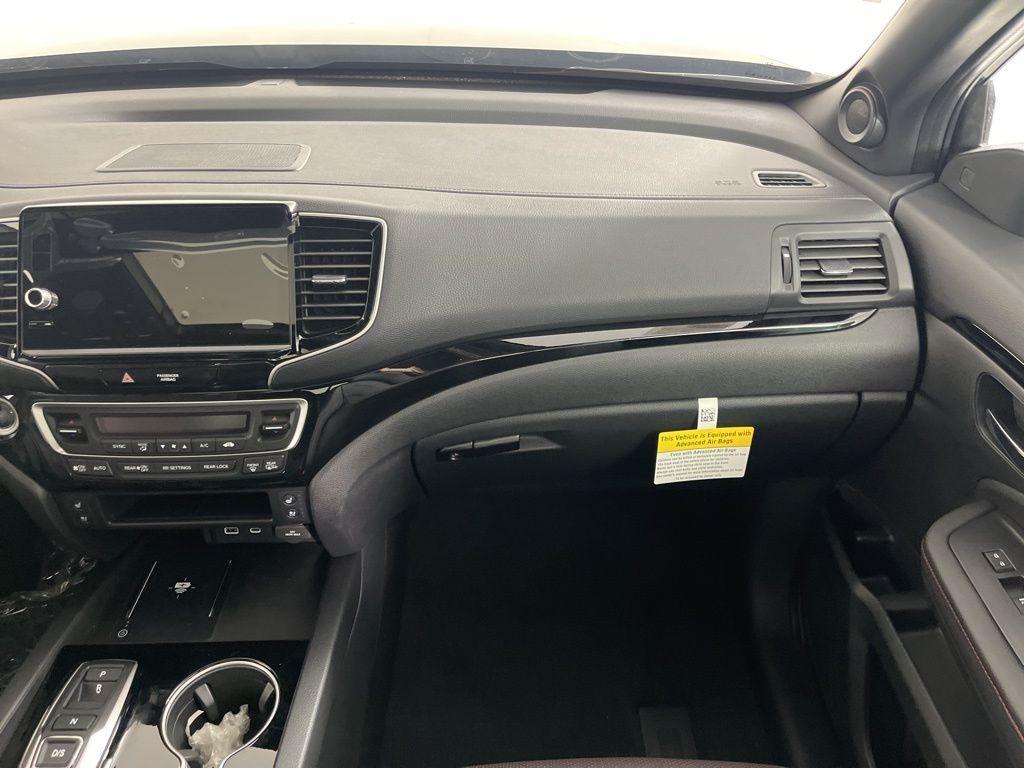 new 2025 Honda Ridgeline car, priced at $50,700