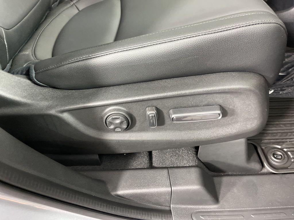 new 2026 Honda Odyssey car, priced at $44,290