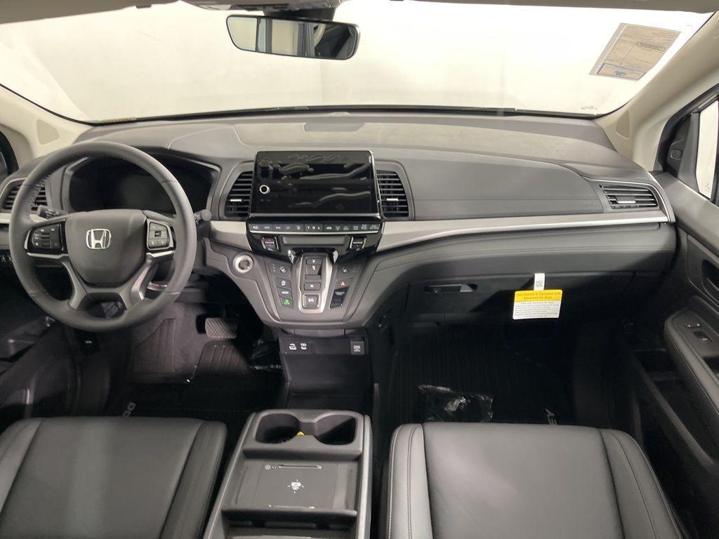 new 2026 Honda Odyssey car, priced at $44,290