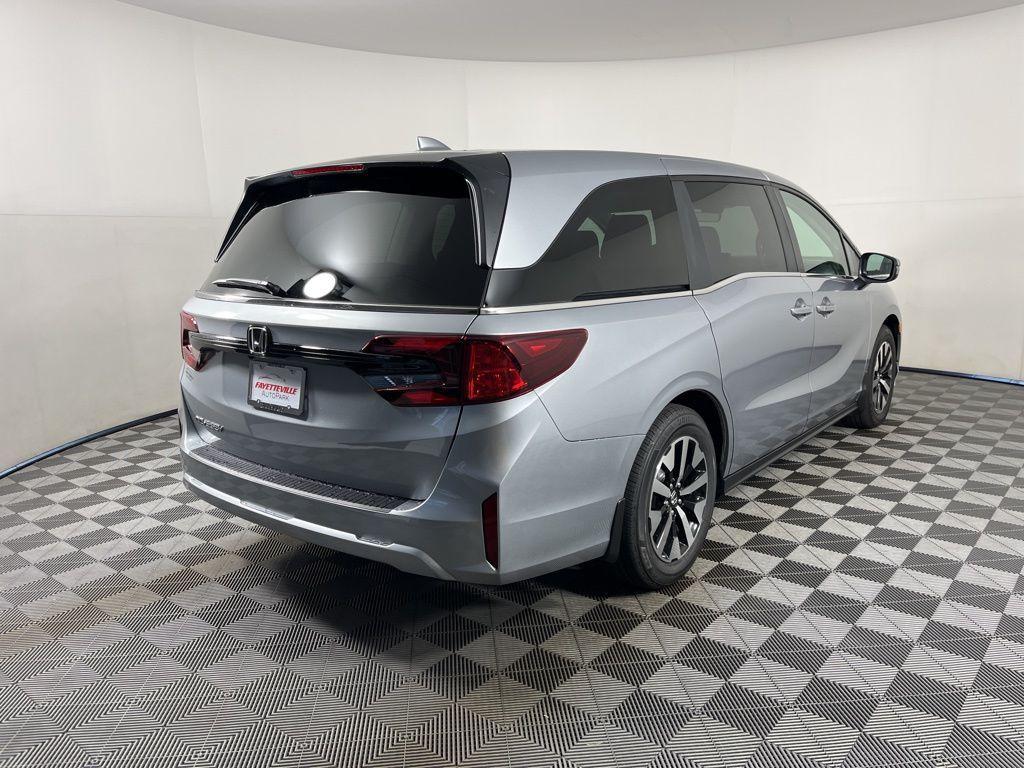 new 2026 Honda Odyssey car, priced at $44,290
