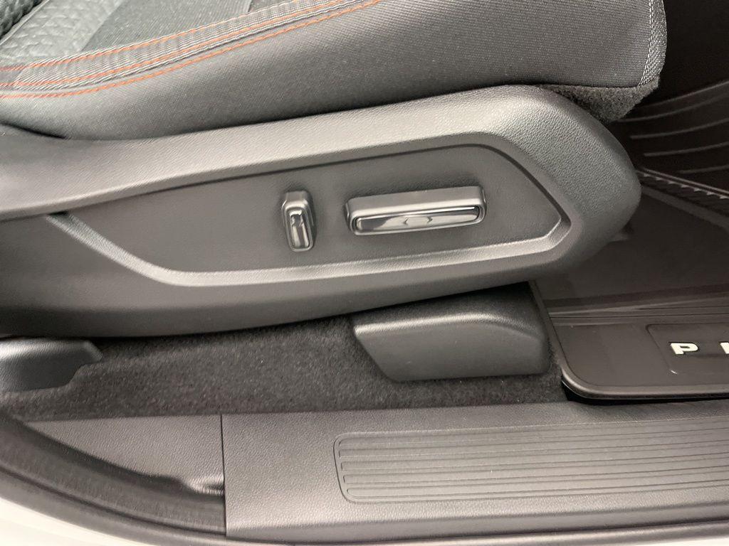 new 2025 Honda Pilot car, priced at $43,289