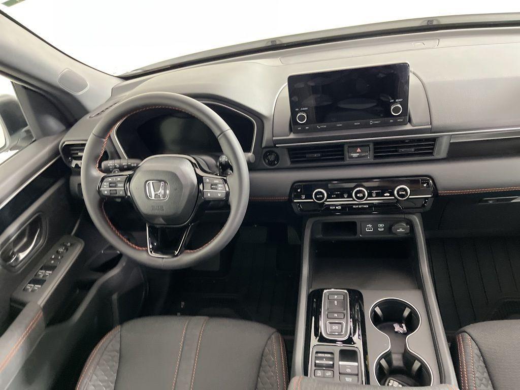 new 2025 Honda Pilot car, priced at $43,289