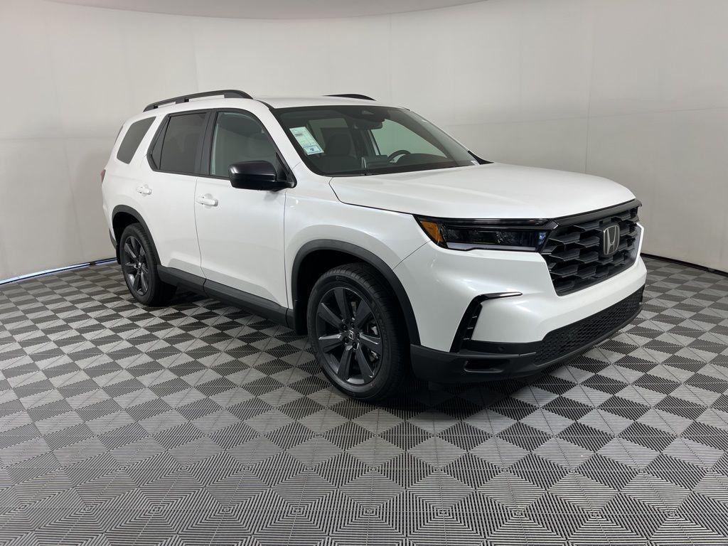 new 2025 Honda Pilot car, priced at $43,289