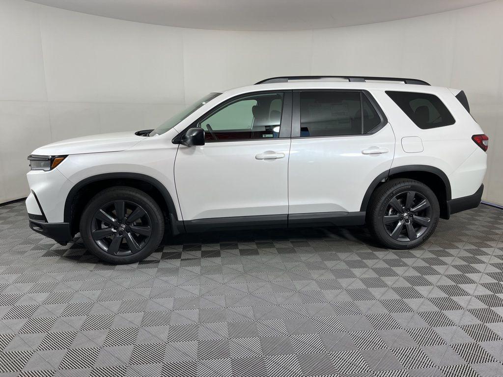 new 2025 Honda Pilot car, priced at $43,289