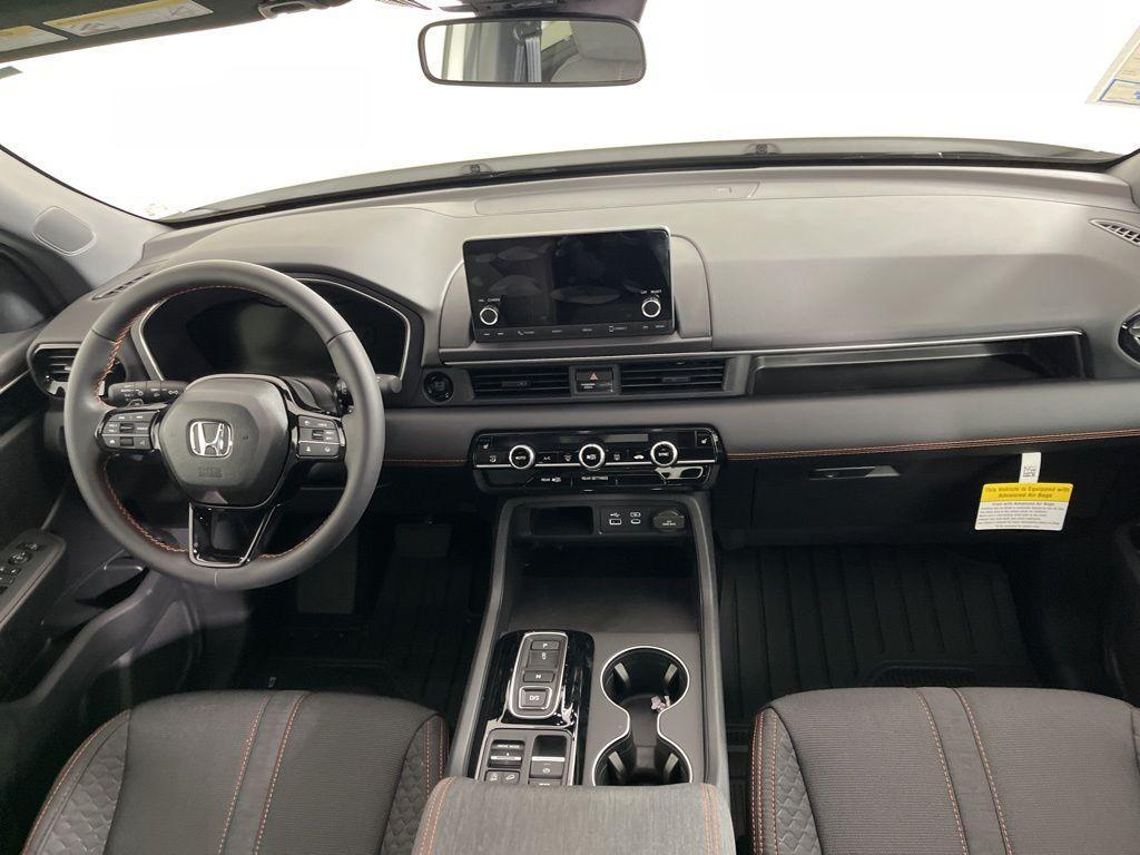 new 2025 Honda Pilot car, priced at $43,289