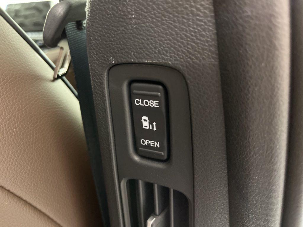 new 2025 Honda Odyssey car, priced at $47,513