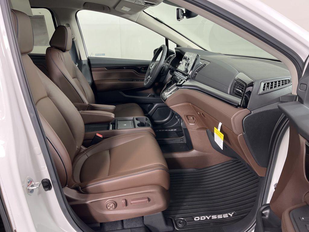 new 2025 Honda Odyssey car, priced at $47,513