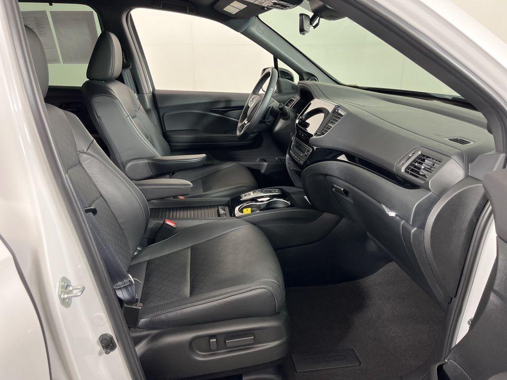 used 2023 Honda Passport car, priced at $37,900