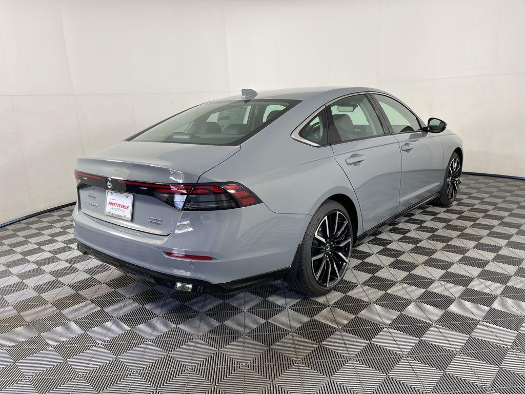 new 2025 Honda Accord Hybrid car, priced at $40,905