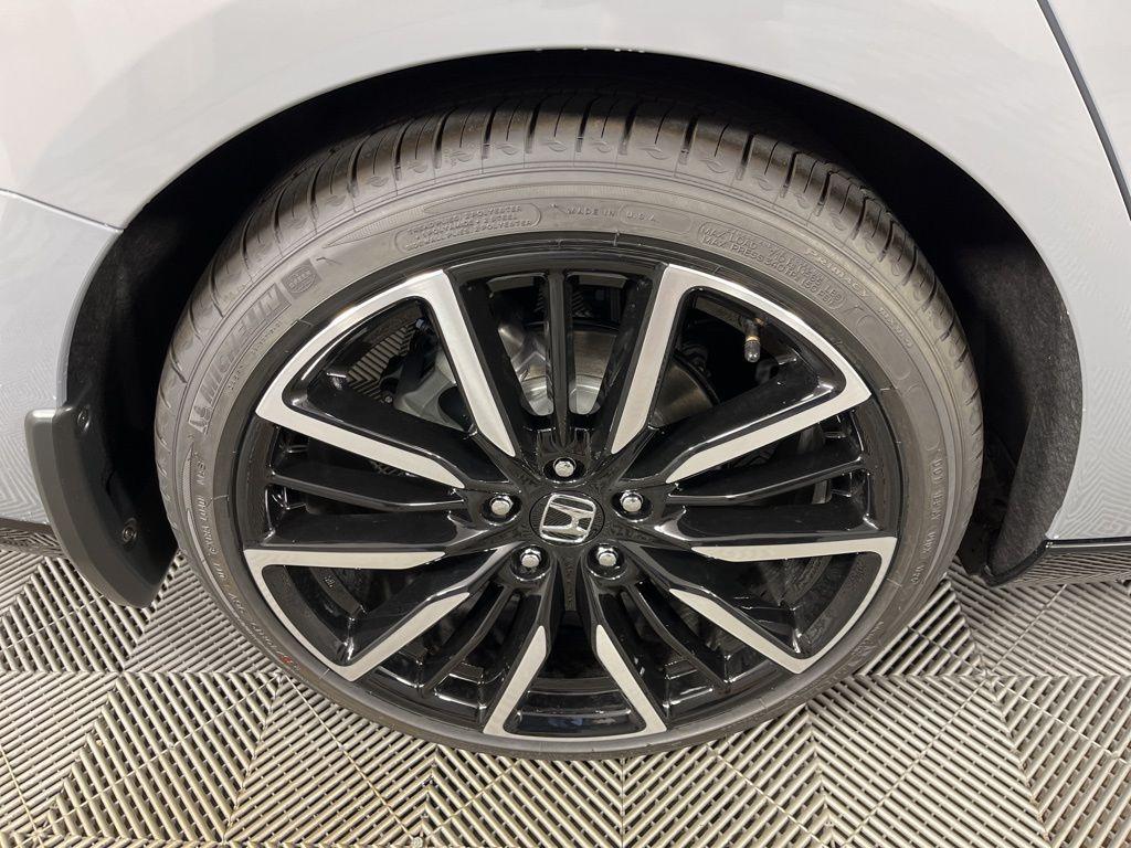 new 2025 Honda Accord Hybrid car, priced at $40,905