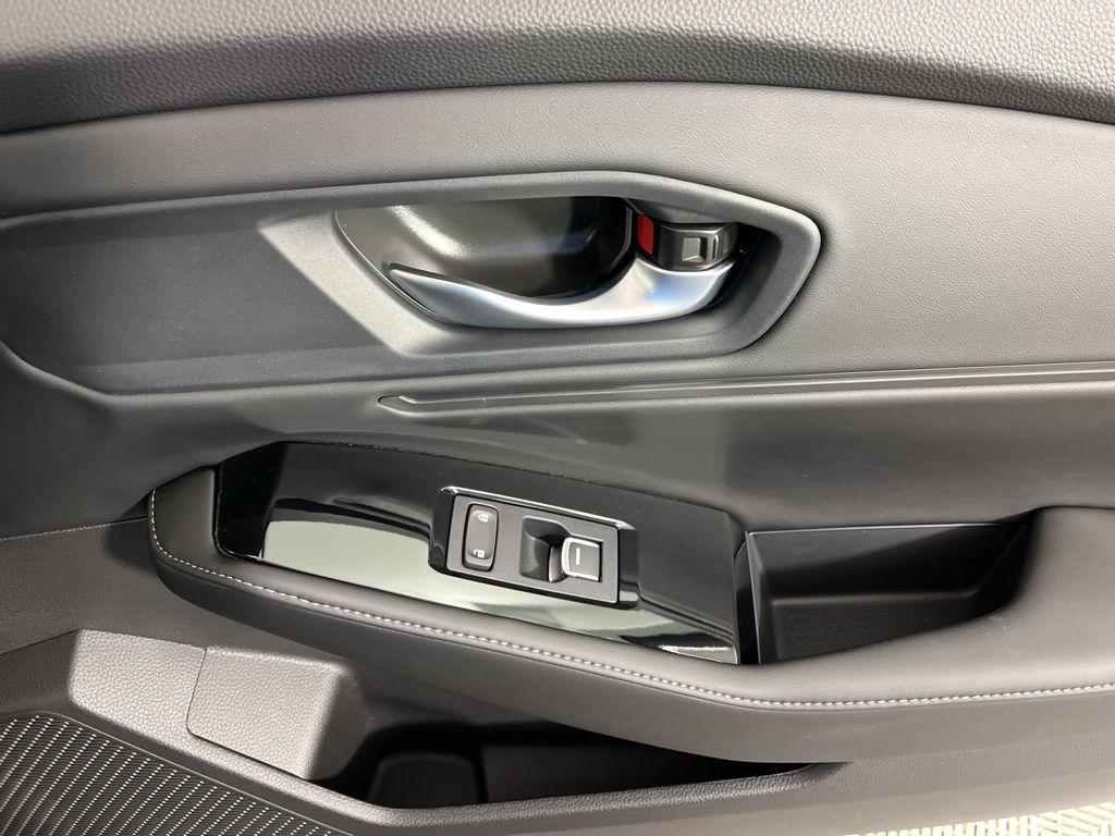 new 2025 Honda Accord Hybrid car, priced at $40,905