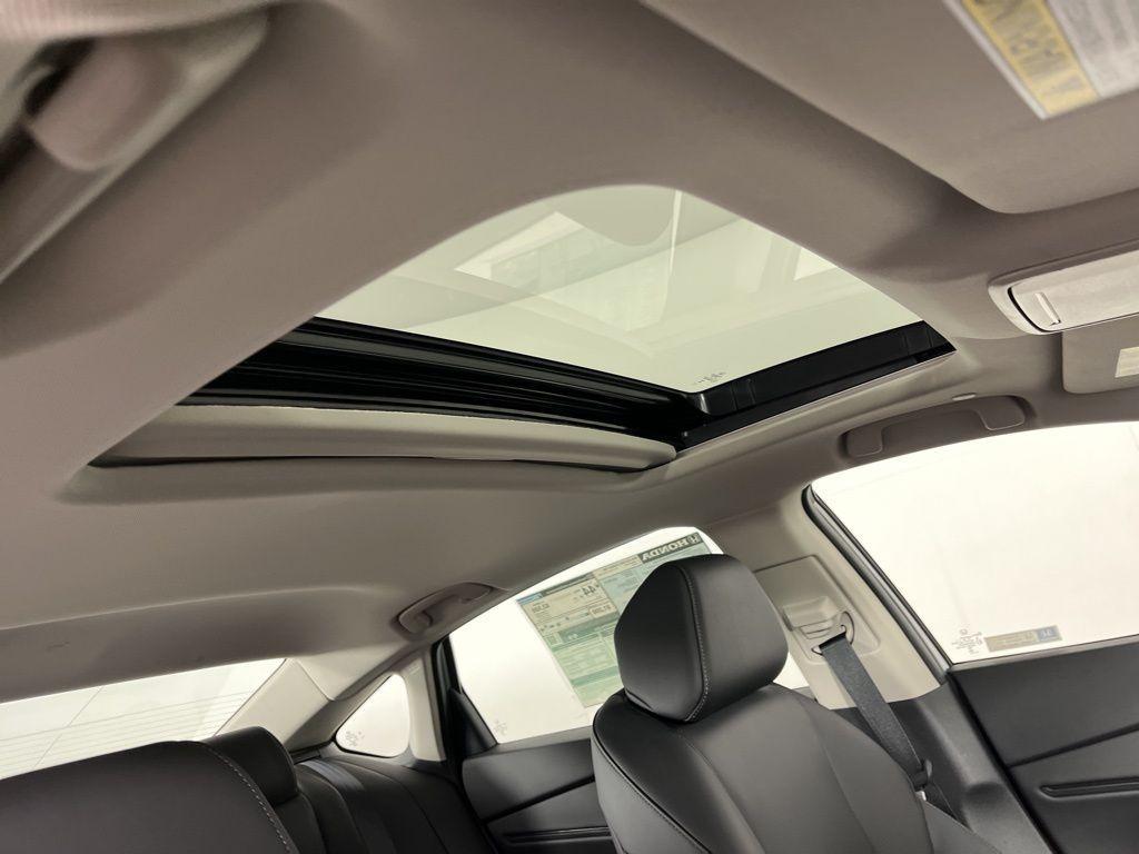 new 2025 Honda Accord Hybrid car, priced at $40,905