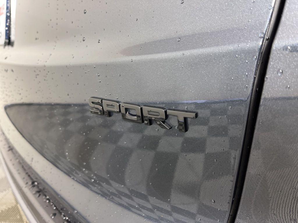 new 2026 Honda CR-V Hybrid car, priced at $41,675