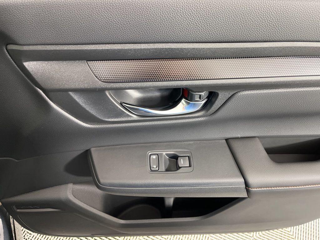 new 2026 Honda CR-V Hybrid car, priced at $41,675