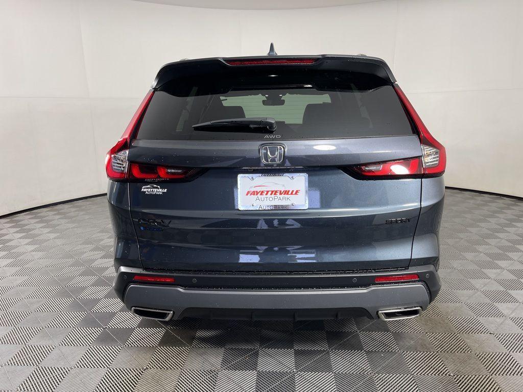 new 2026 Honda CR-V Hybrid car, priced at $41,675